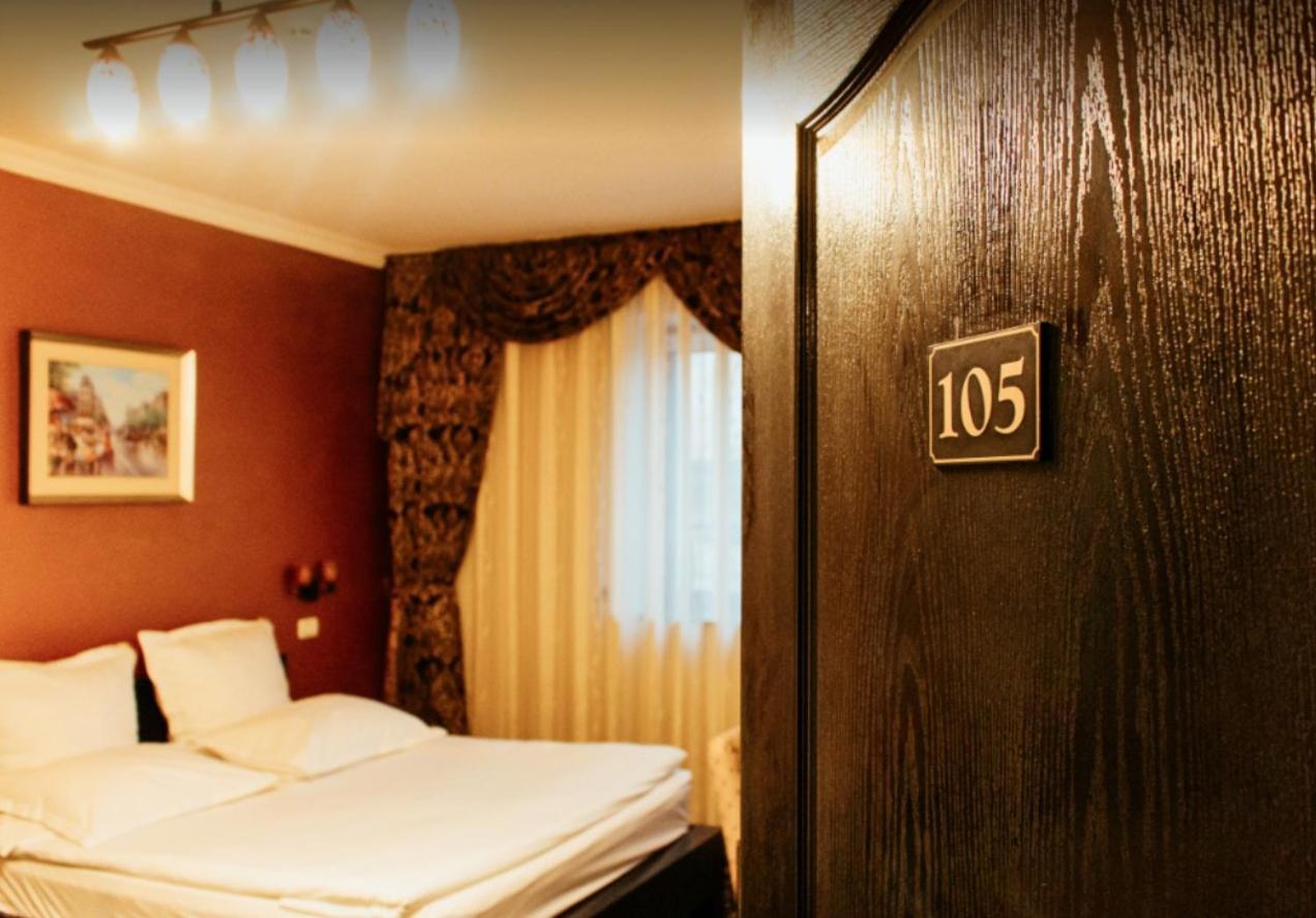 Pensiune Turistica Tosca Bacau Bagian luar foto